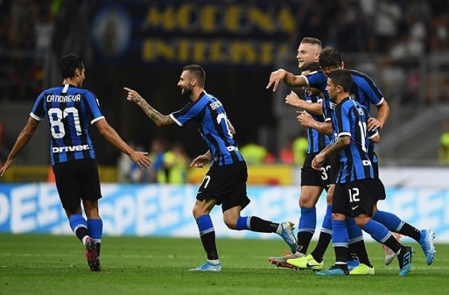 侠的防守弱 侠的防守弱