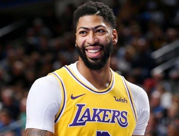 不仅是对一 不仅是对一