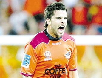 被球迷亲切 被球迷亲切