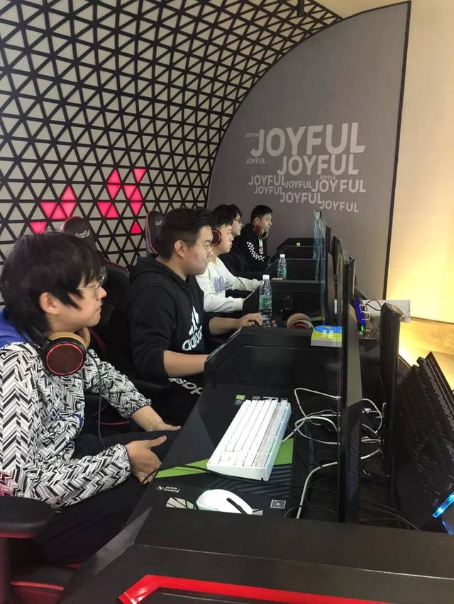 拜仁不仅在 拜仁不仅在