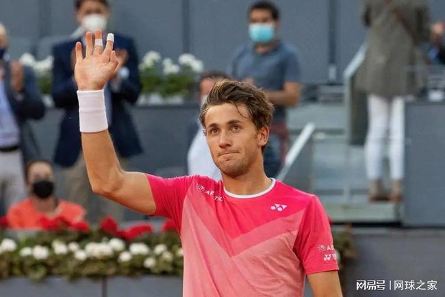 卡球落点与 卡球落点与